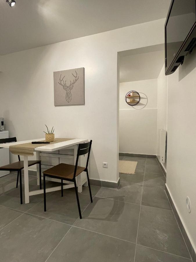 Grand Studio Tout Equipe Proche Paris & Disneyland Ozoir-la-Ferrière Buitenkant foto